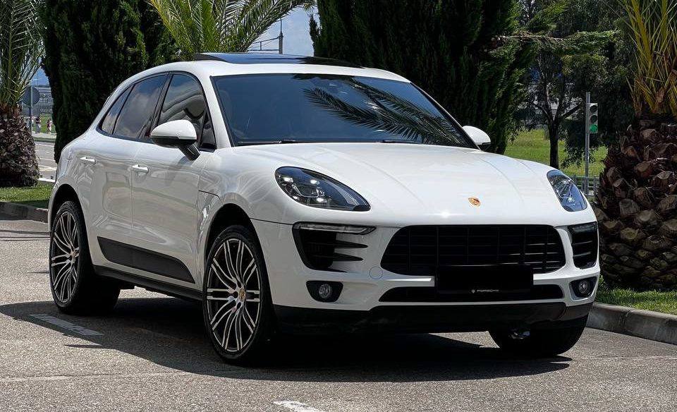 Porsche Macan S